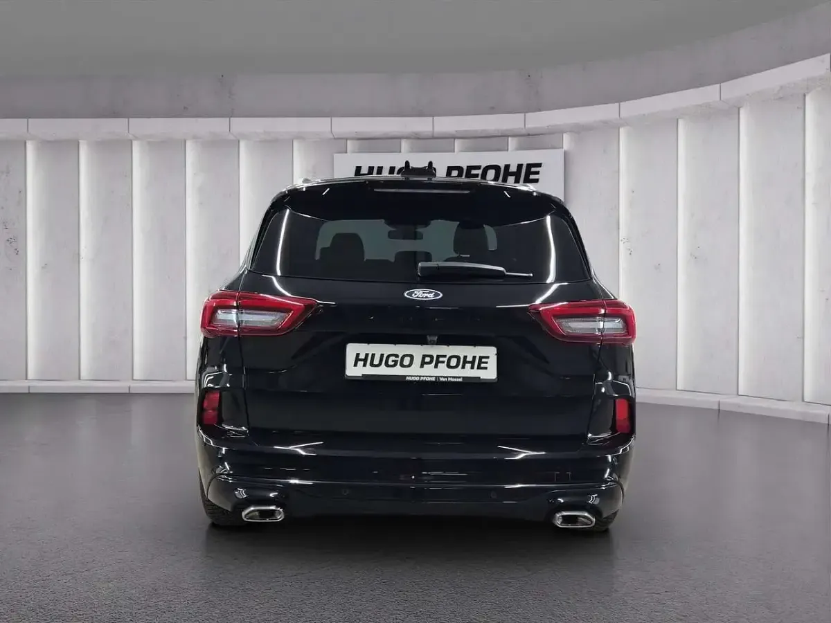 Gebraucht Ford Kuga ST-Line 186 PS (136 kW) 2024 Schwarz SUV