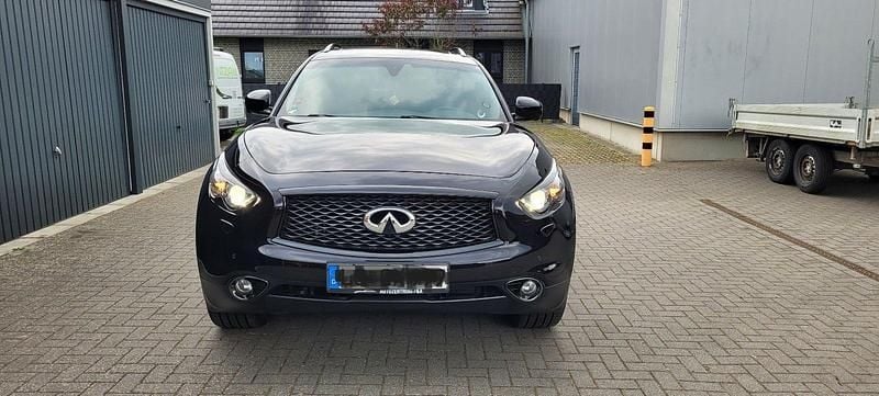 Schwarz Gebraucht 2017 Infiniti QX70 SUV | 20.300 € - Bild 1/4
