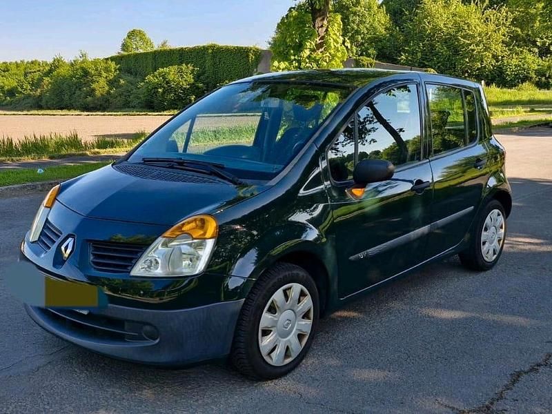 Grün Gebraucht 2005 Renault Modus Van / Kleinbus | 1.750 € (Fairer Preis) - Bild 1/4