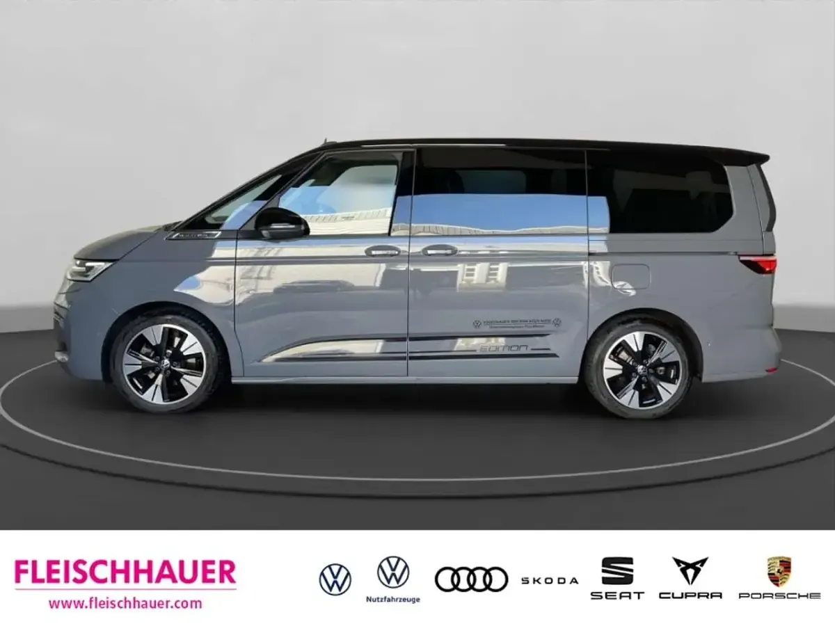 Gebraucht VW Multivan Edition 150 PS (110 kW) 2025 Grau Van / Kleinbus
