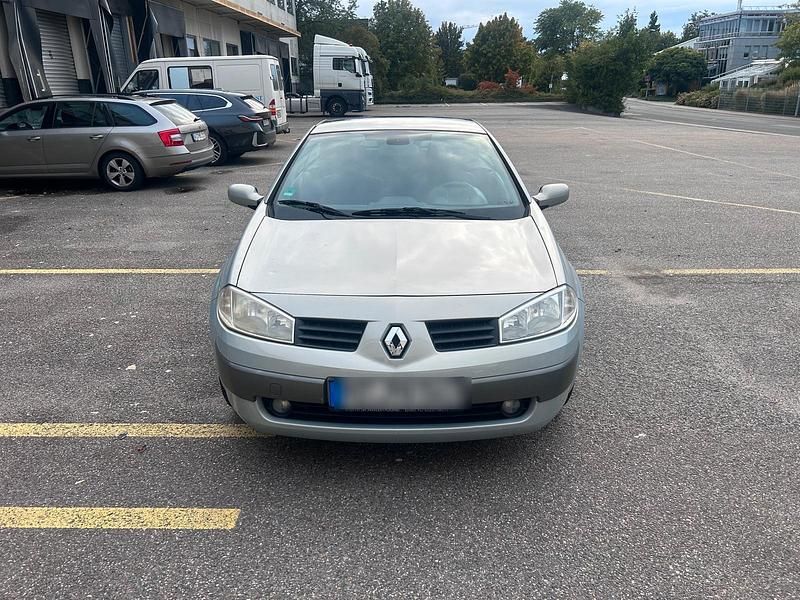Grau Gebraucht 2004 Renault Mégane Cabriolet Cabrio | 1.200 € (Superpreis) - Bild 1/4