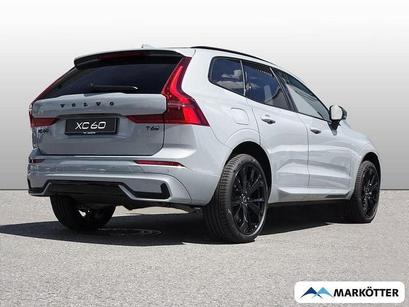 Neu Volvo XC60 Plus 455 PS (334 kW) 2025 Grau SUV