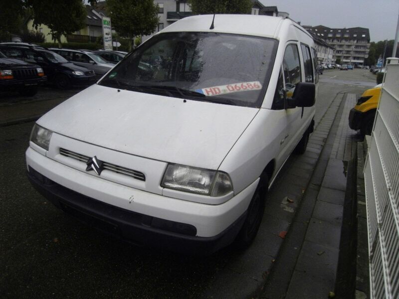 Weiß Gebraucht 2002 Citroën Jumpy Van / Kleinbus | 2.288 € - Bild 1/4