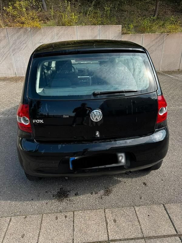 Second-hand VW Fox 70 CP (51 kW) 2007 Negru Hatchback
