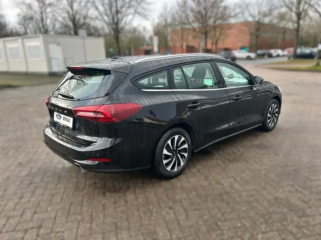 Nowe Ford Focus Titanium 116 KM (85 kW) 2026 Czarny Sedan/Limuzyna