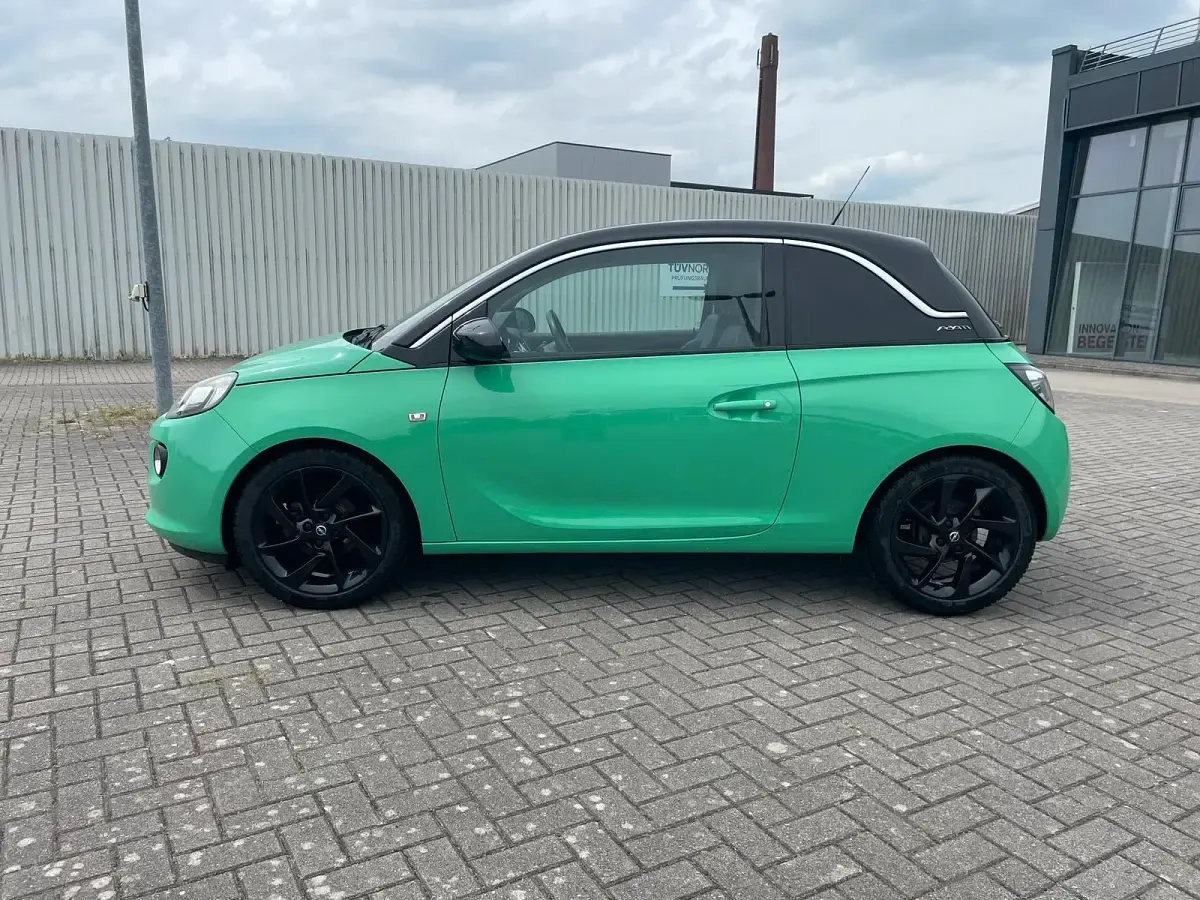 Gebraucht Opel Adam 87 PS (63 kW) 2015 Grün Kleinwagen