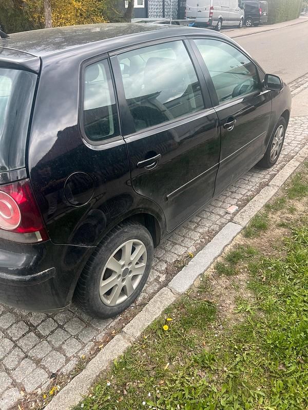 Gebraucht VW Polo 80 PS (58 kW) 2007 Schwarz Kleinwagen