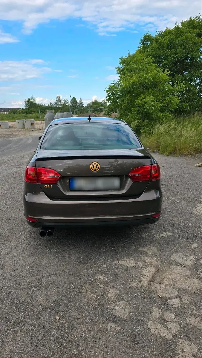 Gebraucht VW Jetta 200 PS (147 kW) 2012 Braun Limousine