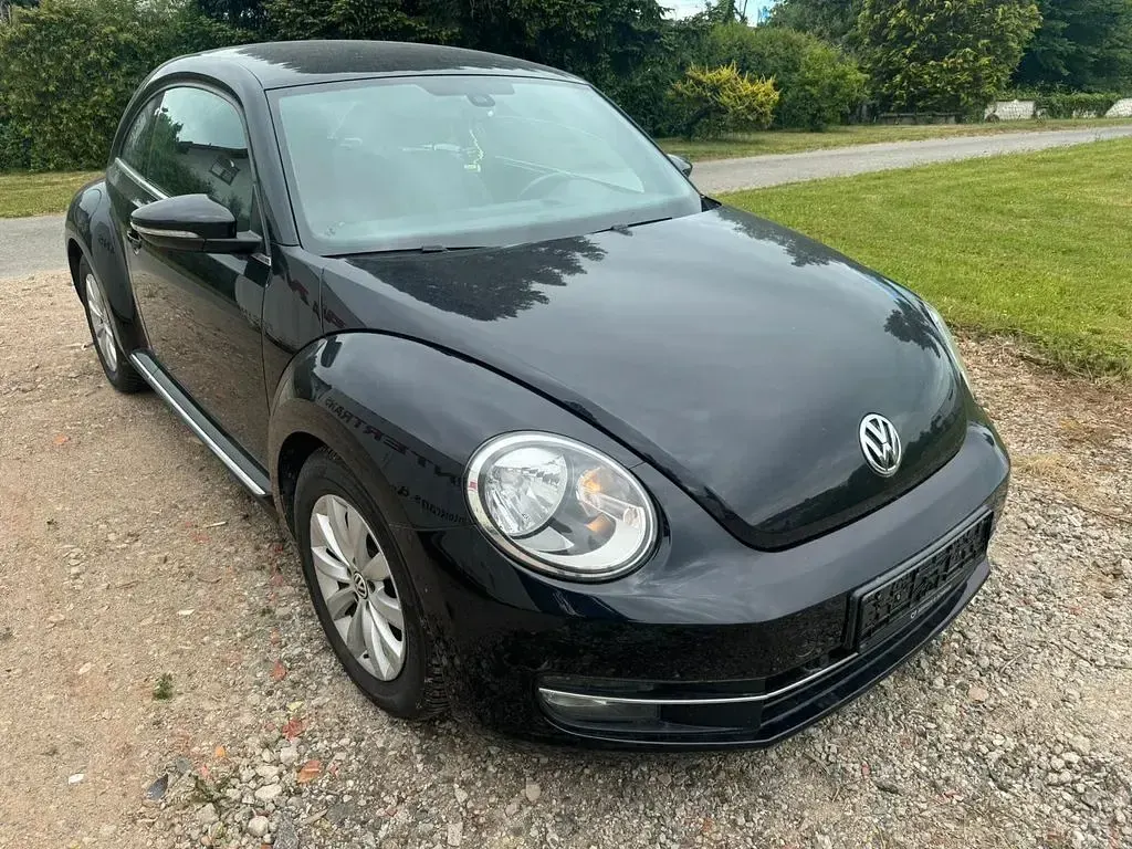 Gebraucht VW Beetle 105 PS (77 kW) 2012 Schwarz Kleinwagen