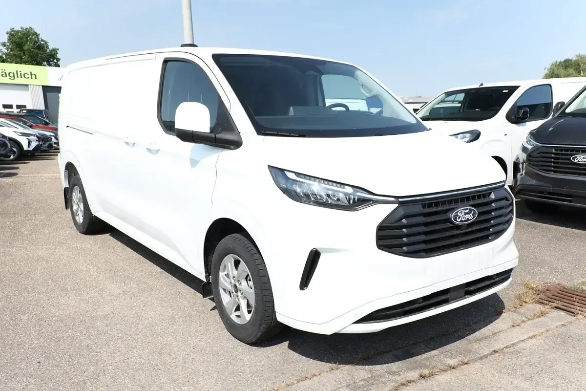 Neu Ford Transit Custom Limited 170 PS (125 kW) 2025 Weiß Van