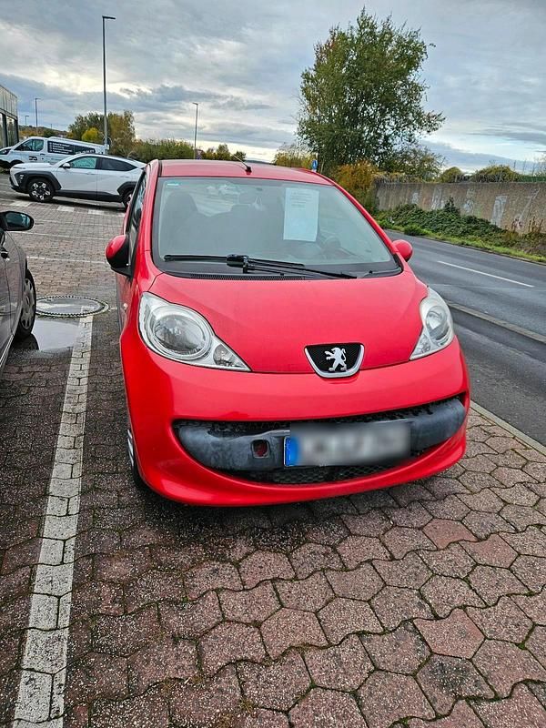Rot Gebraucht 2006 Peugeot 107 Kleinwagen | 1.400 € (Guter Preis) - Bild 1/4