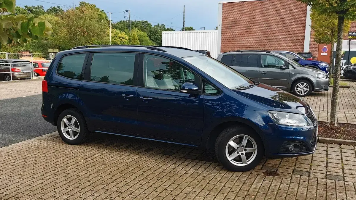 Gebraucht Seat Alhambra 140 PS (102 kW) 2011 Blau Van / Kleinbus