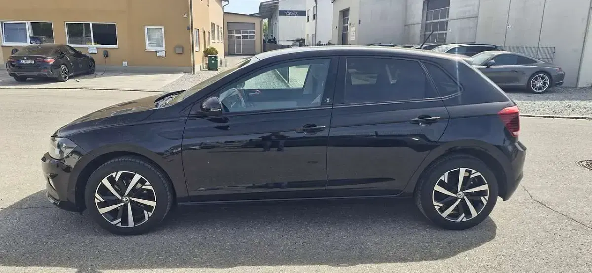 Gebraucht VW Polo Beats 95 PS (69 kW) 2020 Deep black perleffekt Kleinwagen