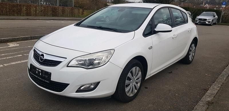 Gebraucht Opel Astra Cosmo 110 PS (80 kW) 2010 Weiß Limousine