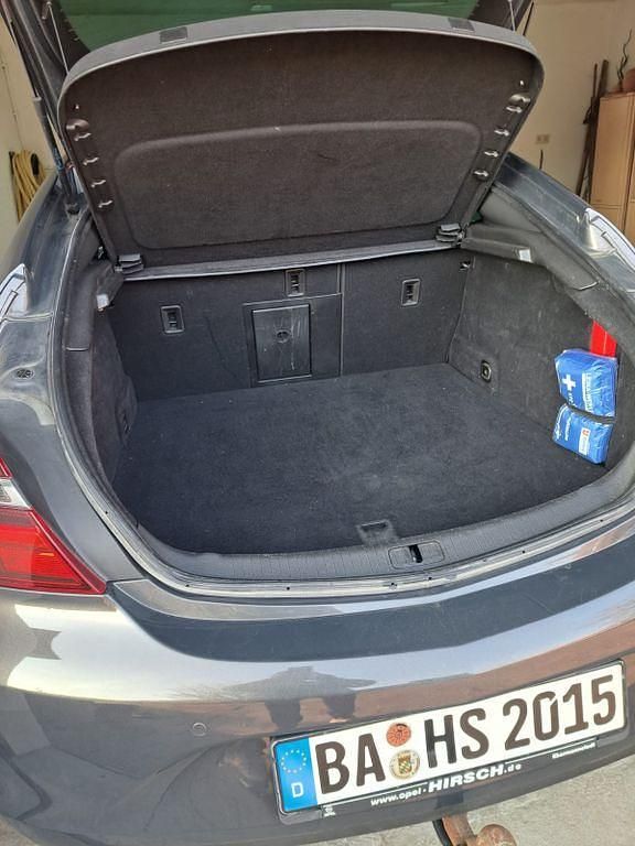 Gebraucht Opel Insignia 163 PS (119 kW) 2015 Grau Limousine