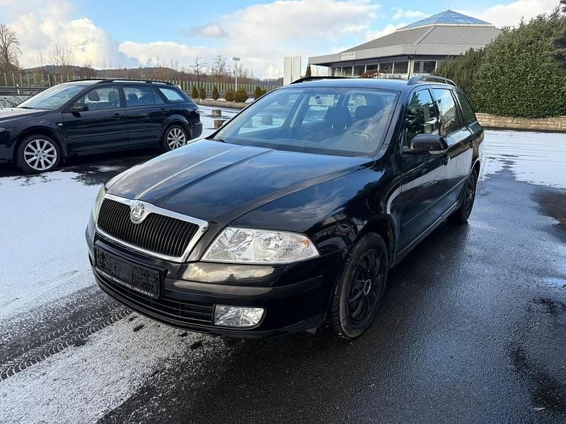 Schwarz Gebraucht 2006 Skoda Octavia Kombi | 2.990 € (Fairer Preis) - Bild 1/4