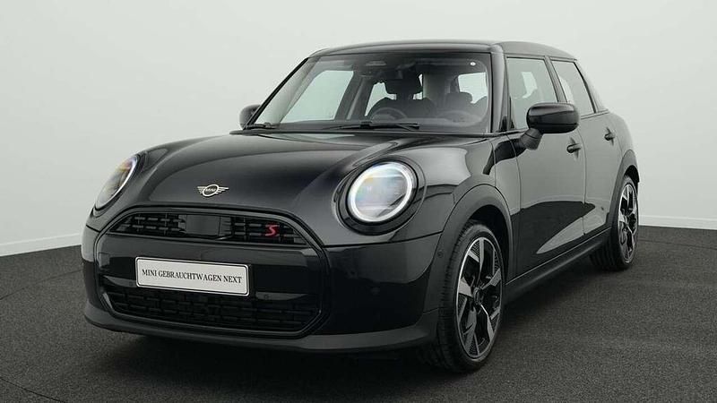 Schwarz Gebraucht 2024 Mini Cooper S Classic Kleinwagen | 29.622 € (Fairer Preis) - Bild 1/4