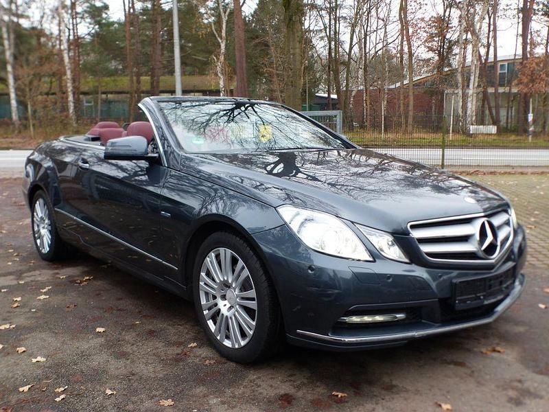 Gebraucht Mercedes E200 184 PS (135 kW) 2011 Grau Cabrio
