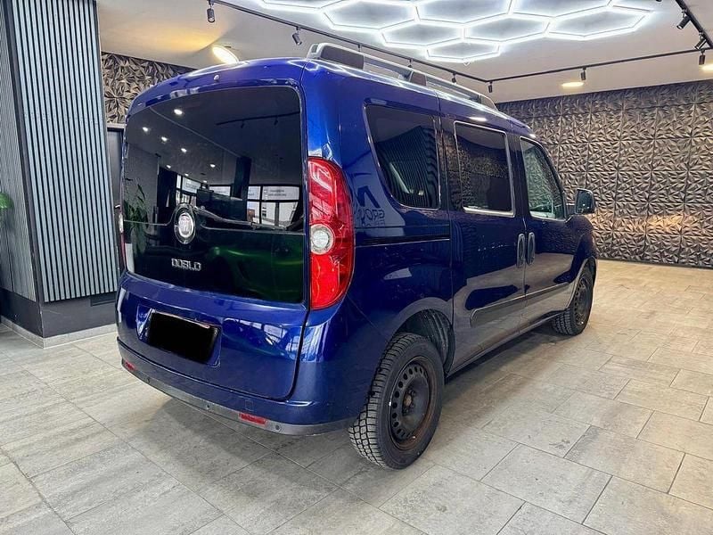 Gebraucht Fiat Doblò Easy 120 PS (88 kW) 2012 Blau Van / Kleinbus