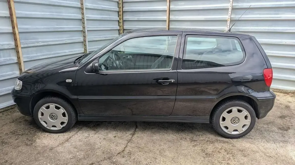 Gebraucht VW Polo Edition 50 PS (36 kW) 2001 Schwarz Limousine
