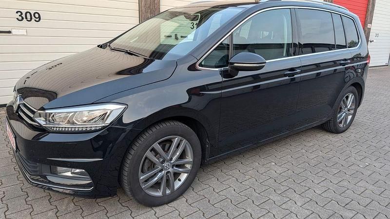 Gebraucht VW Touran Highline 150 PS (110 kW) 2015 Schwarz Van / Kleinbus