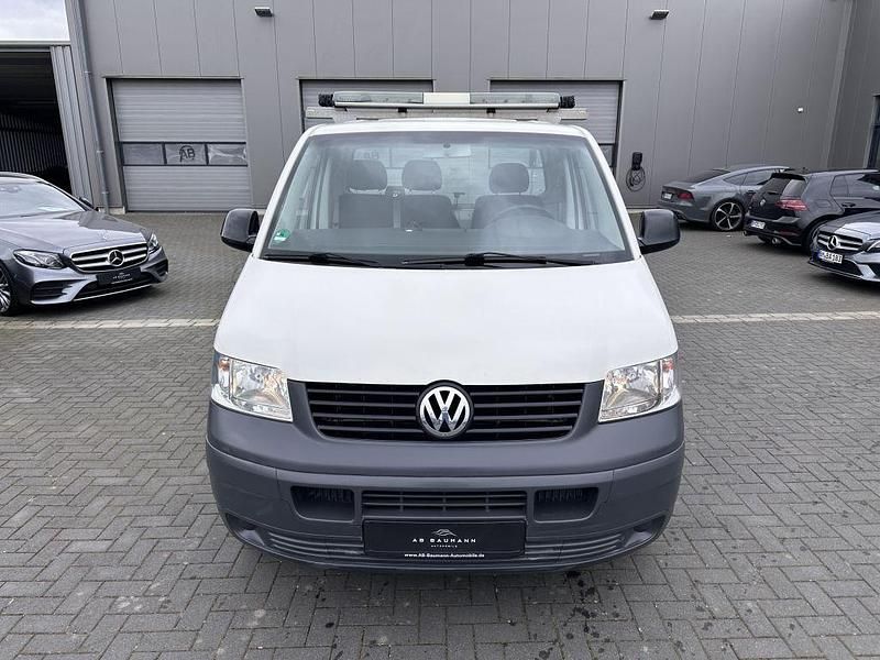 Gebraucht VW T5 131 PS (96 kW) 2006 Weiß grauweiß r9002 Van