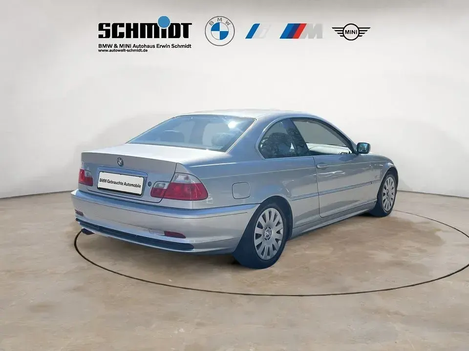 Gebraucht BMW 320 170 PS (125 kW) 2002 Silber