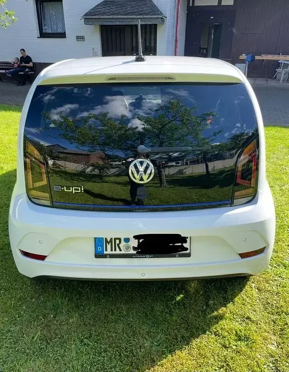 Gebraucht VW e-up! 60 kW (82 PS) 2018 Weiß Kleinwagen