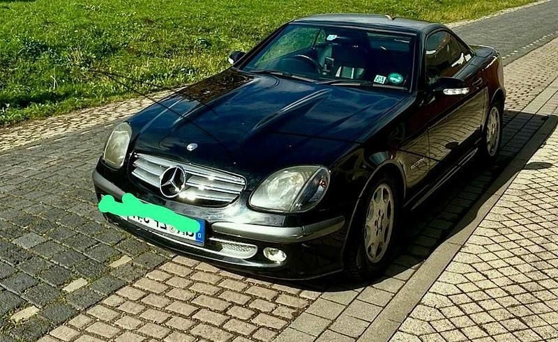 Schwarz Gebraucht 2002 Mercedes SLK200 Cabrio | 3.999 € (Guter Preis) - Bild 1/4