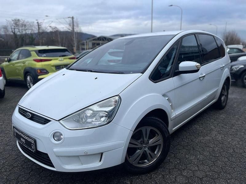 Gebraucht Ford S-MAX Titanium S 140 PS (102 kW) 2009 Weiß Van / Kleinbus