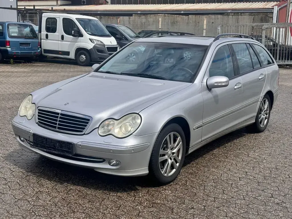 Gebraucht Mercedes C240 Avantgarde 170 PS (125 kW) 2003 Silber Limousine