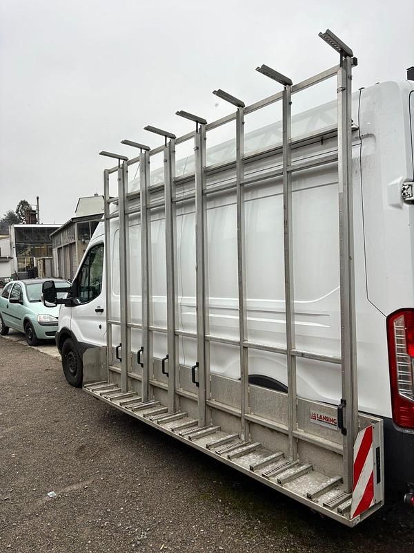 Gebraucht Ford Transit 2017 Weiß Van / Kleinbus