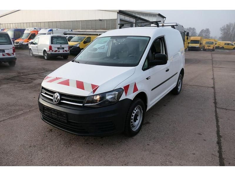 Gebraucht VW Caddy 122 PS (89 kW) 2016 Candyweiß (metallic) Van / Kleinbus