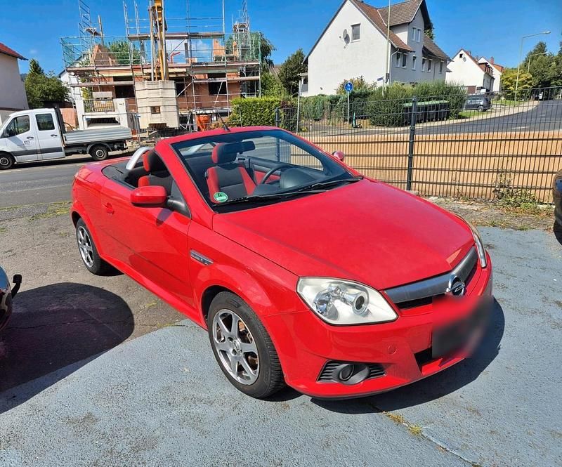 Gebraucht Opel Tigra 90 PS (66 kW) 2005 Rot Cabrio
