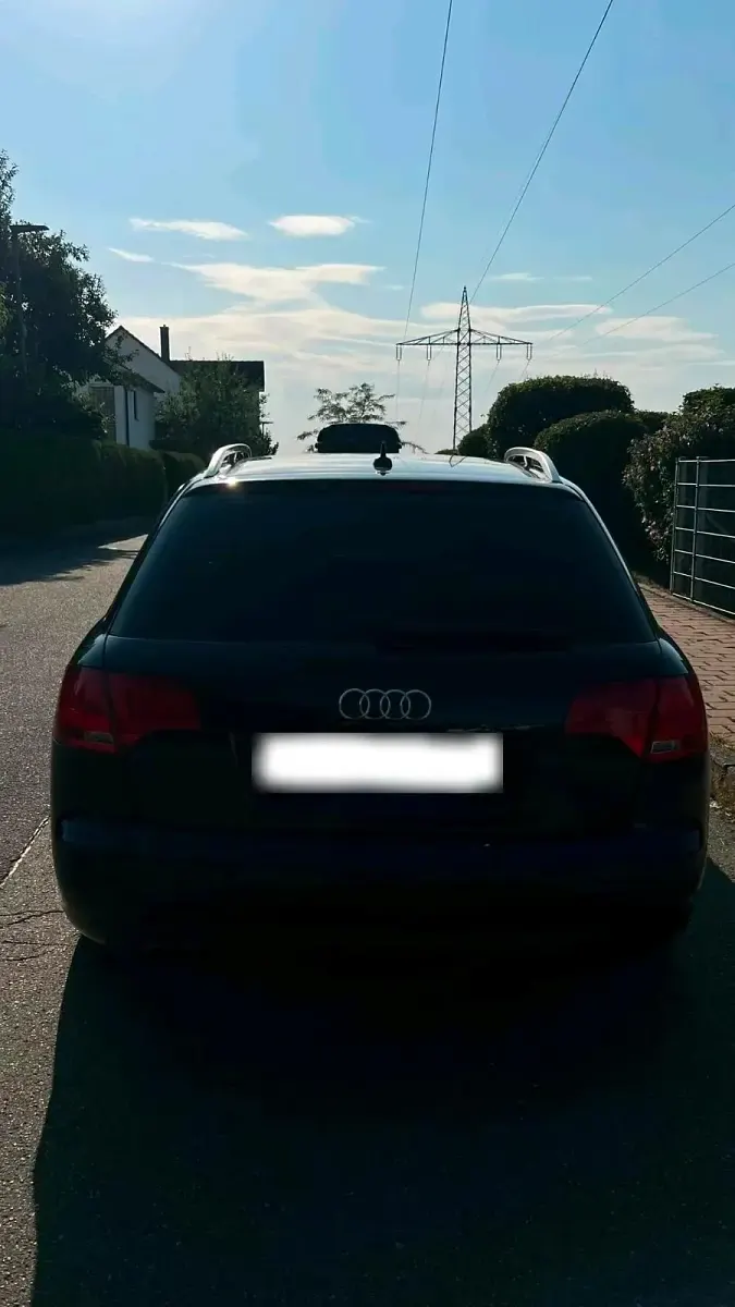 Gebraucht Audi A4 116 PS (85 kW) 2007 Schwarz Kombi
