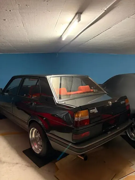 Gebraucht Alfa Romeo Giulietta 231 PS (169 kW) 1986 Limousine