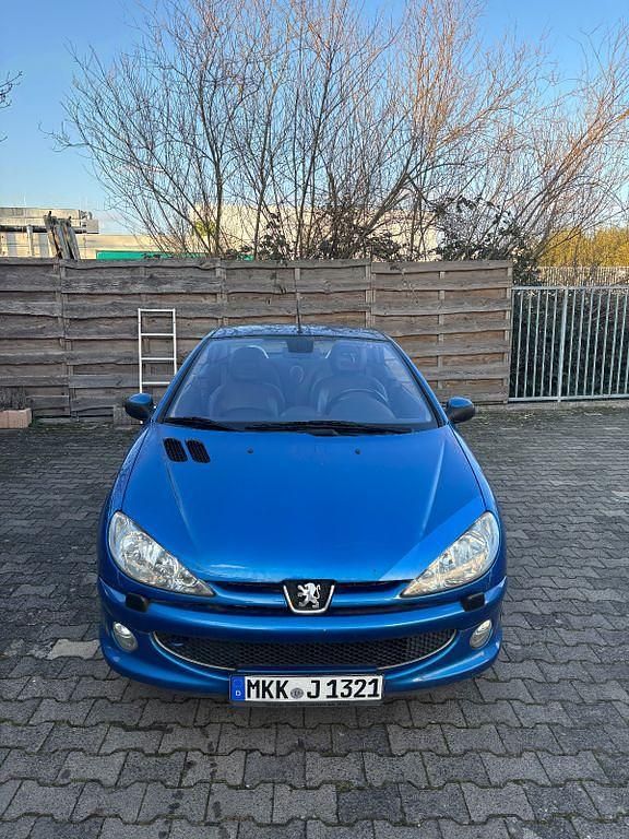 Blau Gebraucht 2004 Peugeot 206 CC Platinum Cabrio | 789 € (Superpreis) - Bild 1/4