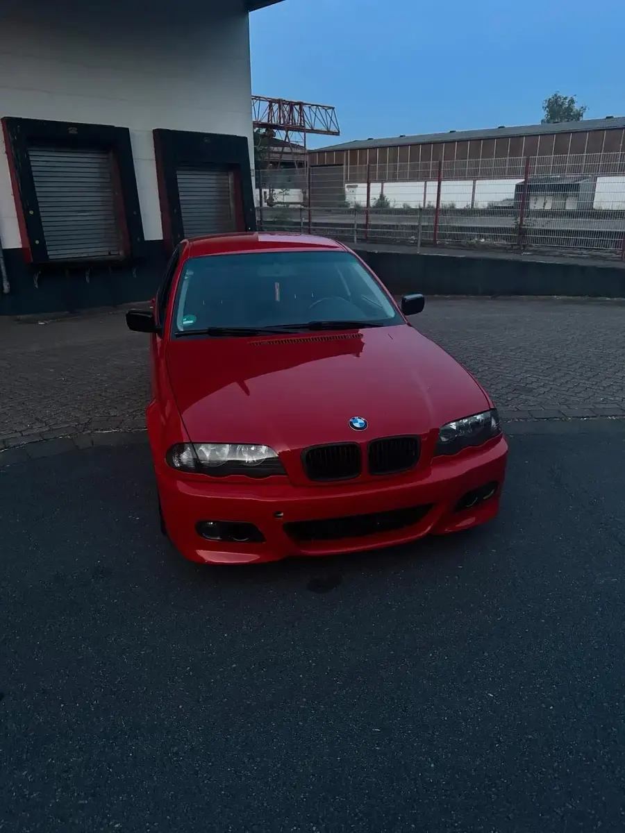 Gebraucht BMW 328 M Sport 193 PS (141 kW) 1998 Rot Limousine
