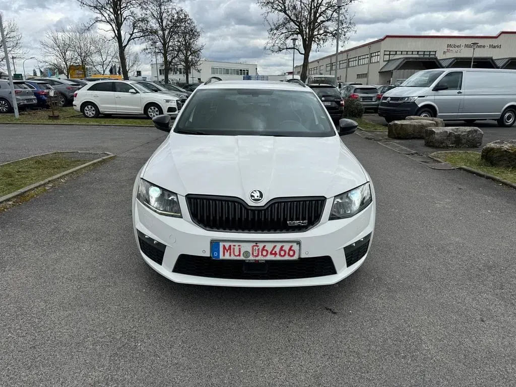 Gebraucht Skoda Octavia RS 184 PS (135 kW) 2015 Weiß Kombi