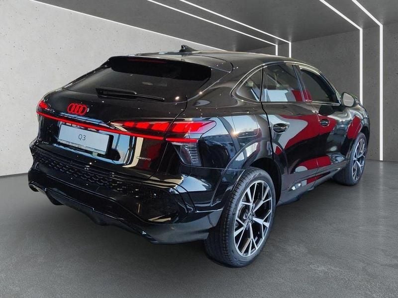 Neu Audi Q3 Sportback S-Line 204 PS (150 kW) 2025 Schwarz SUV