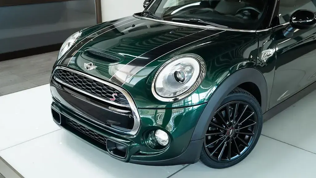 Second-hand Mini Cooper S 192 CP (141 kW) 2018 Verde Hatchback