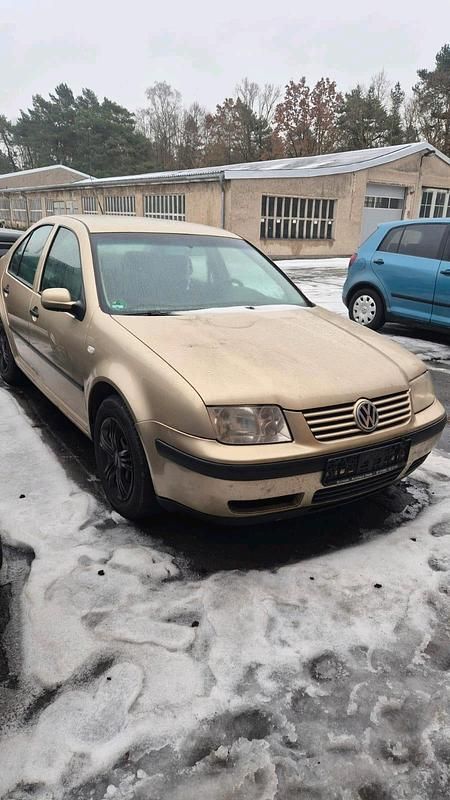 Gebraucht VW Bora 101 PS (74 kW) 2002 Limousine