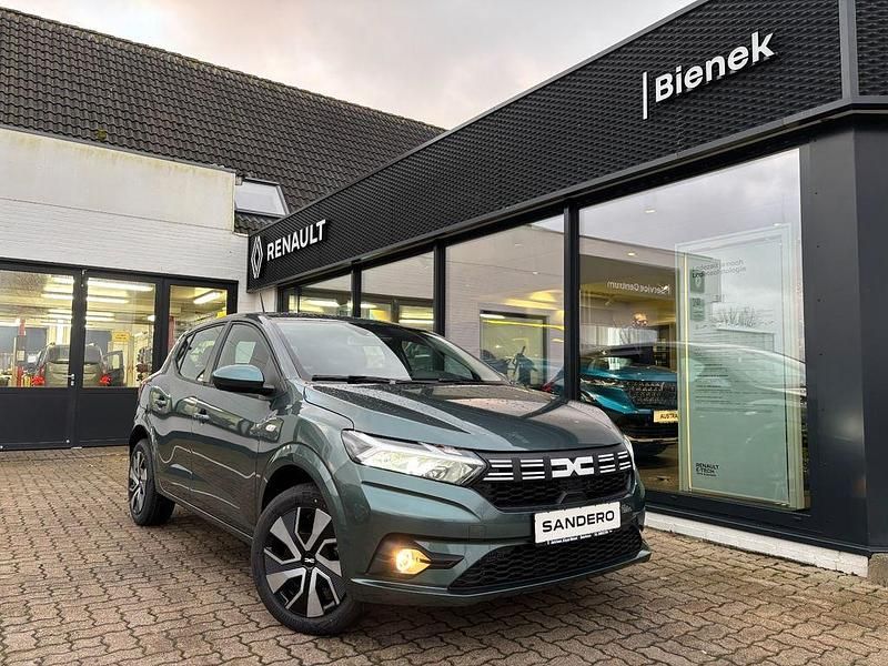 Neu Dacia Sandero Expression 91 PS (66 kW) 2025 Grün Limousine