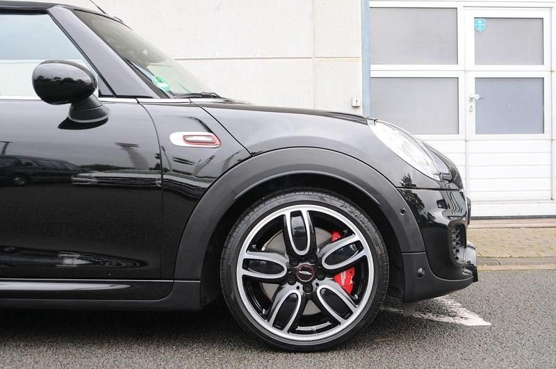 Schwarz Gebraucht 2016 Mini John Cooper Works Kleinwagen | 24.500 € (Etwas zu teuer) - Bild 1/4