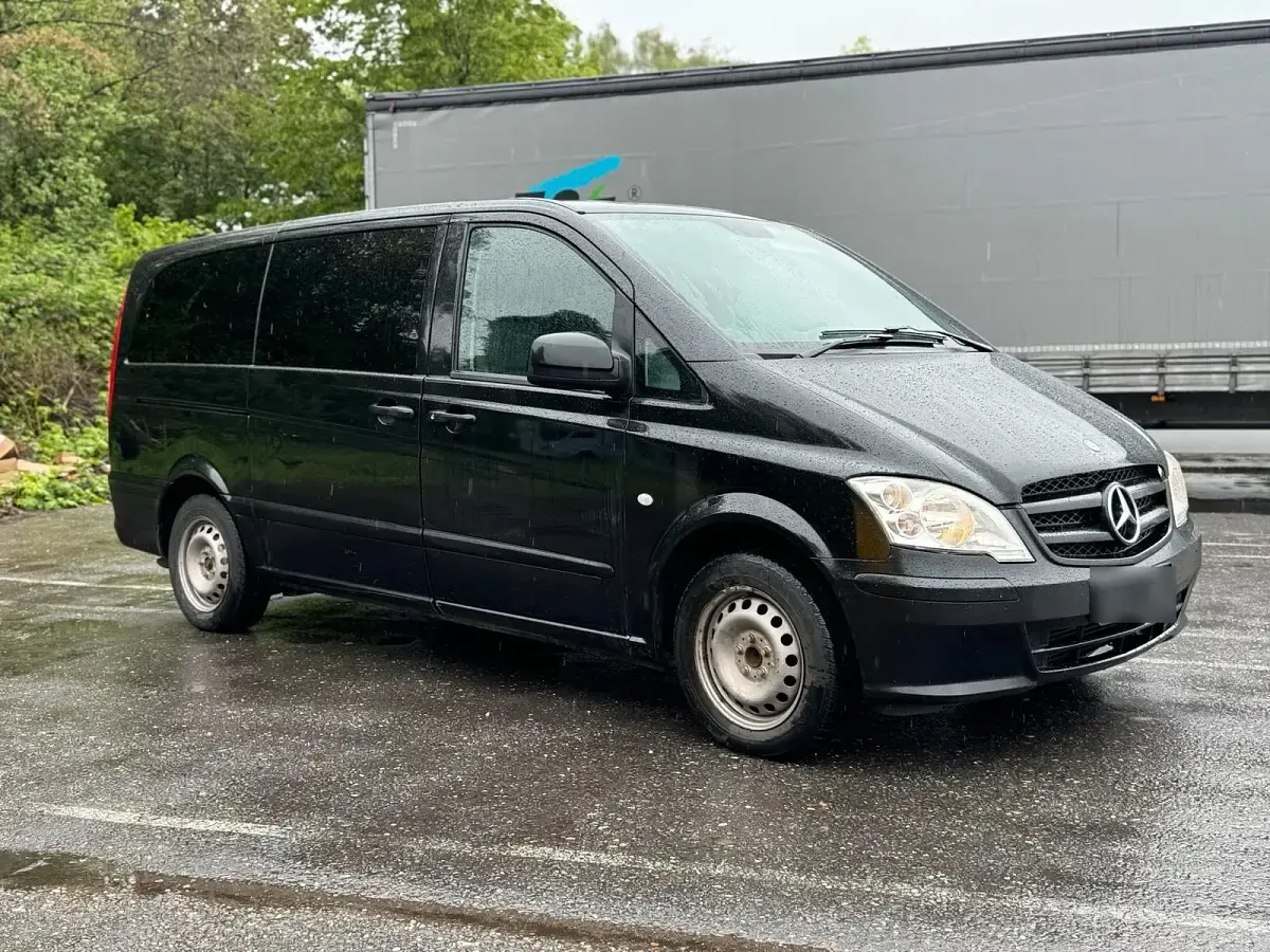 Gebraucht Mercedes Vito 136 PS (100 kW) 2014 Schwarz Van