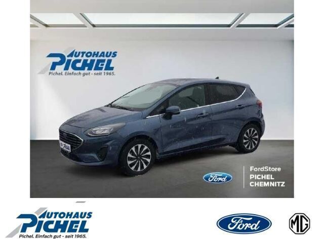 Blau(metallic) Gebraucht 2023 Ford Fiesta Titanium Kleinwagen | 21.999 € (Etwas zu teuer) - Bild 1/4