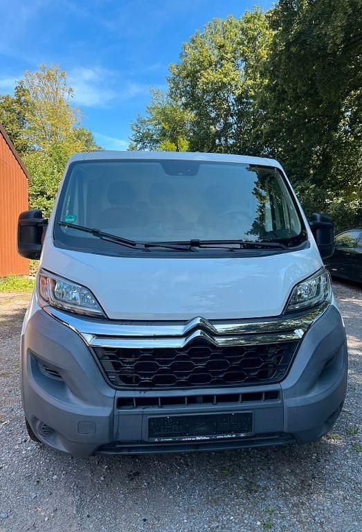 Weiß Gebraucht 2014 Citroën Jumper Profi Van / Kleinbus | 7.190 € (Superpreis) - Bild 1/4