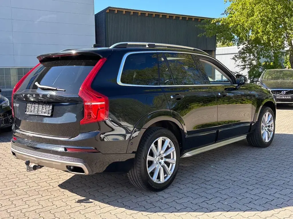 Gebraucht Volvo XC90 Momentum 224 PS (164 kW) 2016 Schwarz SUV