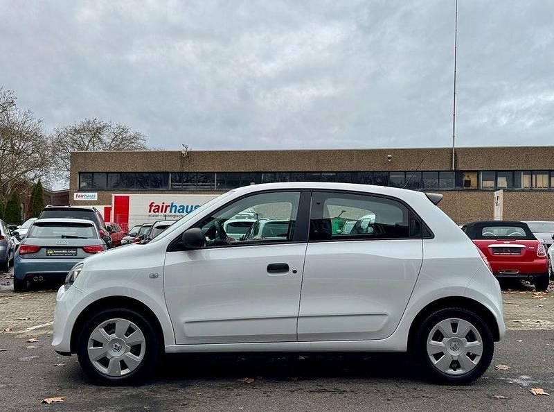 Gebraucht Renault Twingo Life 69 PS (50 kW) 2017 Weiß Kleinwagen