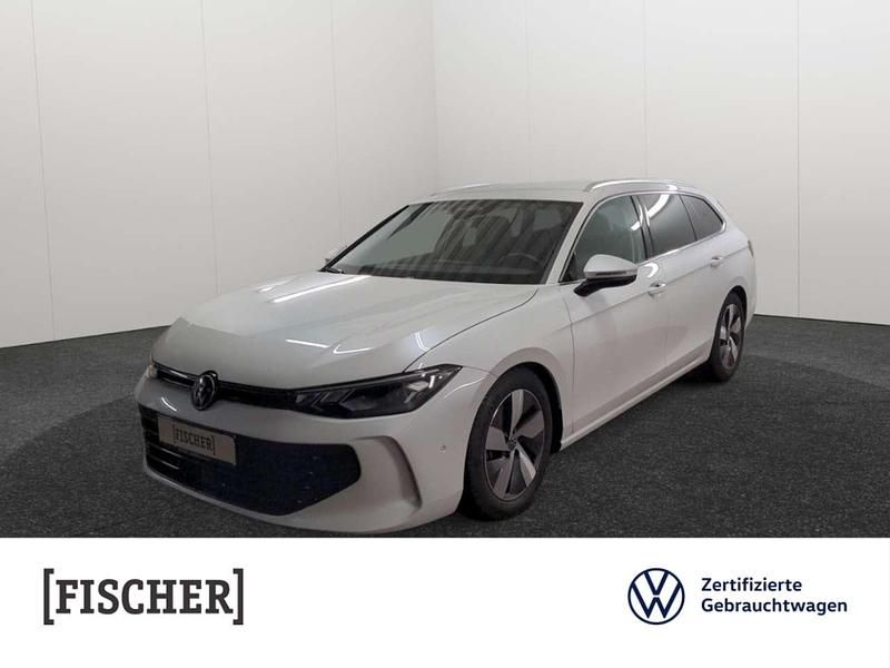 Weiß Gebraucht 2024 VW Passat Business Kombi | 33.876 € (Guter Preis) - Bild 1/4
